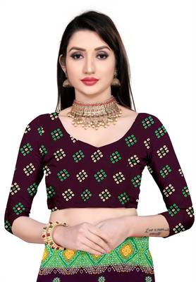 Purple printed chiffon saree with blouse 5