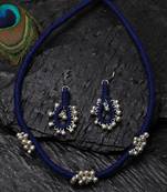 Blue pearl necklaces