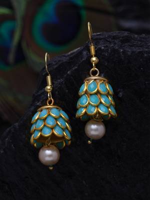 Blue pearl earrings 1