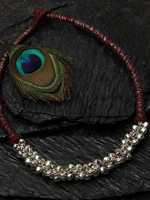 Brown pearl necklaces 1