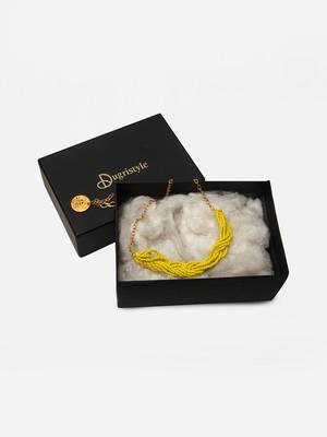 Yellow pearl necklaces 4