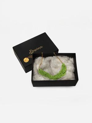 Green pearl necklaces 4