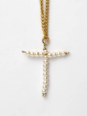 White pearl bracelets 3