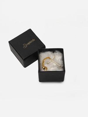 White pearl bracelets 4