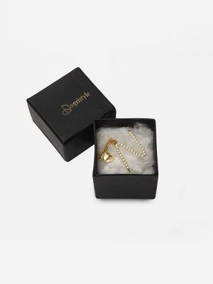 White pearl bracelets 5