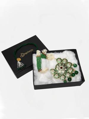 Green pearl necklaces 4