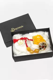 Yellow pearl bracelets