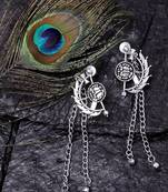 Silver pearl earrings