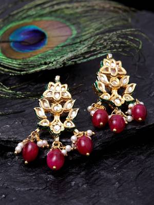 Red pearl earrings 1