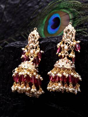 Red pearl earrings 1