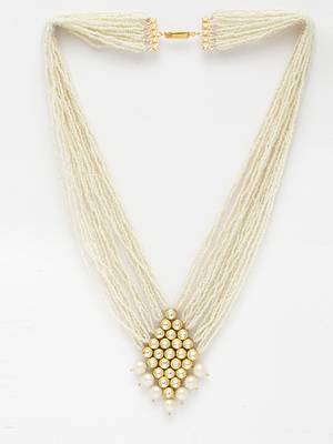 White pearl necklaces 2
