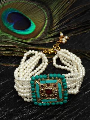 Blue pearl bracelets 1
