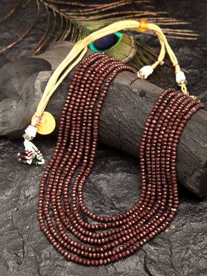 Brown pearl necklaces 1