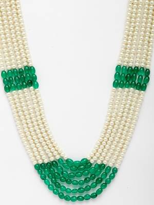 Green pearl necklaces 2