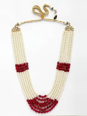 Red pearl necklaces 3
