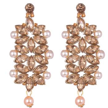 Steorra jewels Golden Side Kundan Party Wear Long Necklace Set with Earings and Maang Tikka with Chokar 5