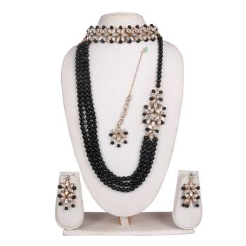 Steorra jewels Black Pearls String Side Kundan Floral Necklace Set for Women 1