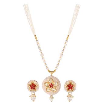 Steorra Jewels Pendant White Pearls Beads Set For Women 3