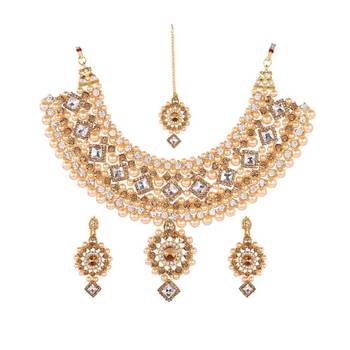 Steorra Jewels Golden & White Jewellery Necklace Choker Set for Women 2