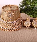 Steorra Jewels White & Goldden Party Wear Choker Traditional Necklace Set with Maang Tikka Earrings for women's