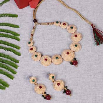 Steorra Jewels Fancy Kundan & Pearl Necklace Set for Women 4