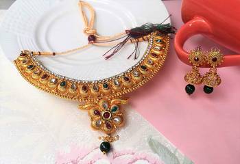 Steorra jewels Golden Red Green Small Floral Choker Necklace for Women 2