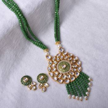 Steorra jewels Flawless Green Multistrand Kundan Pendant Necklace Set for Women 1