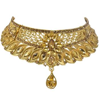 Steorra Jewes Traditional Indian Golden Choker Necklace set for girls and women 3