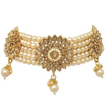 Steorra jewels tradional white Beads golden kundan choker necklace set with matching earring for girls and women 3