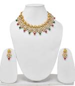 Steorra Jewels Traditional indian wedding style golden kundan red green beads choker necklace set for women and girls