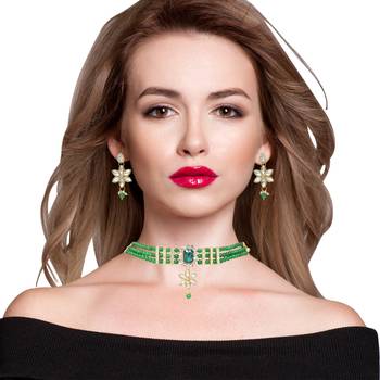 Steorra Jewels Partywear Bollywood Style Heavy Kundan Green Pearl Choker Necklace Set with earring for women 2