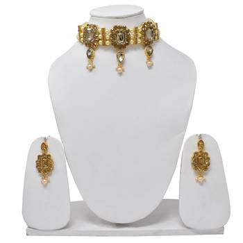 Steorra Jewels Traditional Heavy Kundan Golden Pearl Choker Necklace with matching earring for women and girls 1