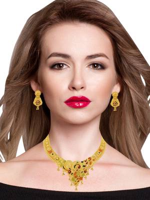 Steorra Jewels Traditional Golden Wedding Style Necklace set with matching earring for women and girls 1