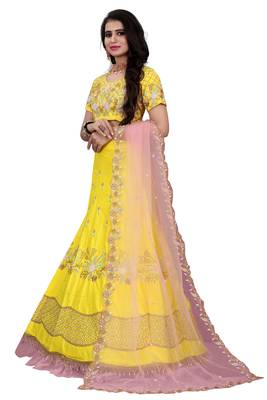 Latest heavy embroidered Semi-Stitched Silk And velvet Designer Lehenga Choli With Dupatta 3