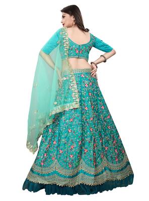 Latest heavy embroidered Semi-Stitched Silk And velvet Designer Lehenga Choli With Dupatta 2