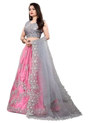 Latest heavy embroidered Semi-Stitched Silk And velvet Designer Lehenga Choli With Dupatta 3