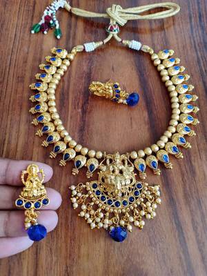 Blue agate necklaces 2