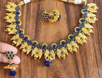 Blue agate necklaces 1