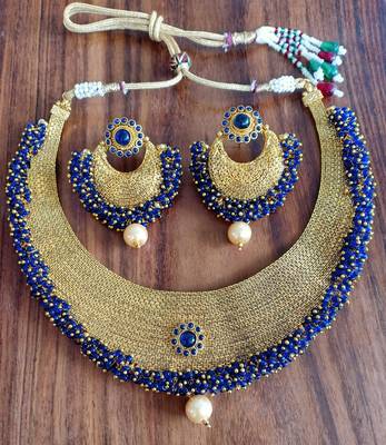 Blue agate necklaces 1