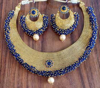 Blue agate necklaces 2