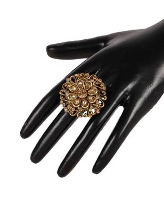 Steorra Jewels Round Golden Copper Kundan Ring 2
