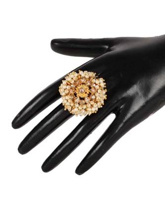 Steorra Jewels White Pearls Golden Texture Kundan Ring 2