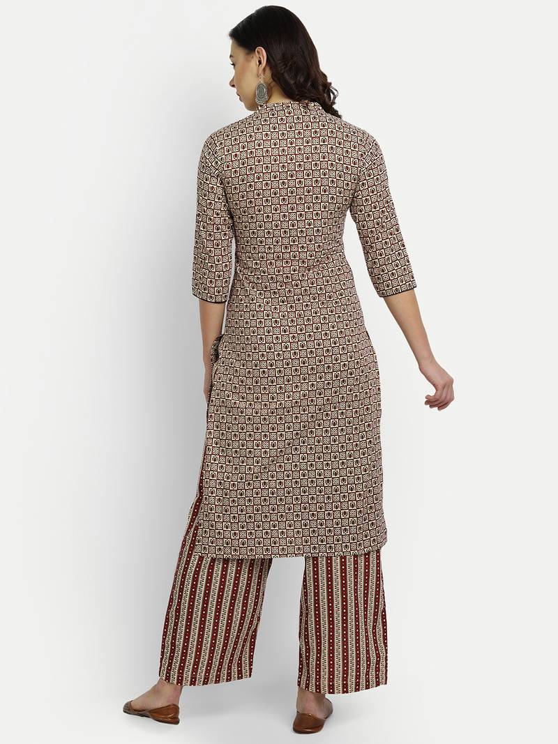 Beige Printed cotton quarter sleeves Kurta set