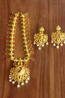 Multicolor agate necklaces