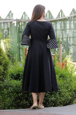 Black plain cotton ethnic-kurtis 2