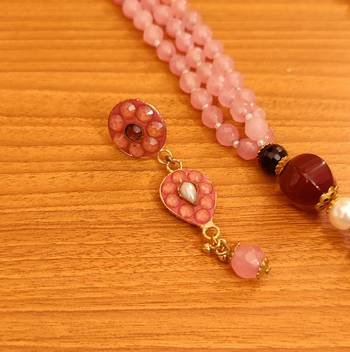 Pink necklace-sets 2
