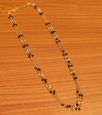 Black necklaces 1