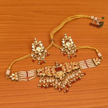 Red necklace-sets 1