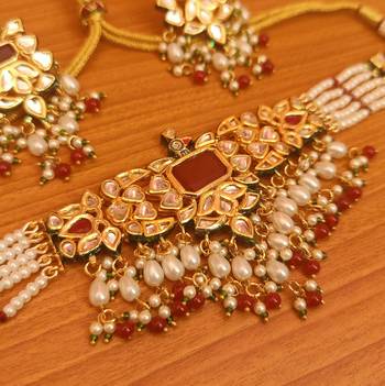 Red necklace-sets 3