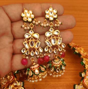 Red necklace-sets 4